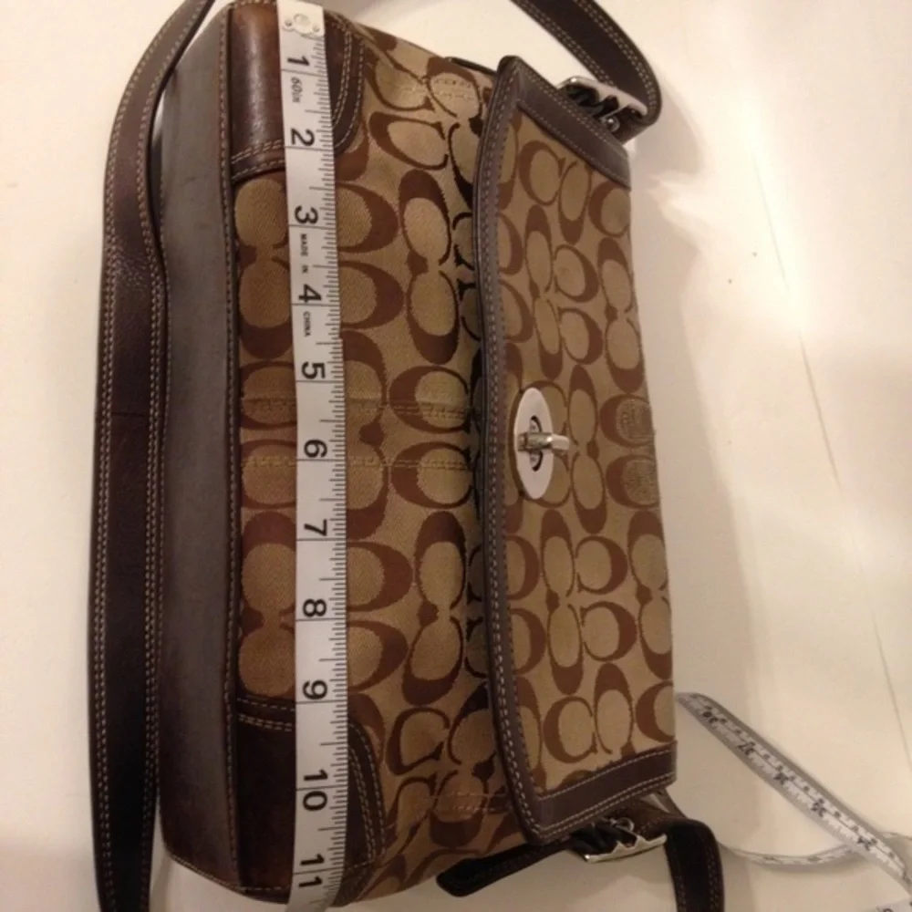 Coach vintage y2k signature c brown shoulder bag
